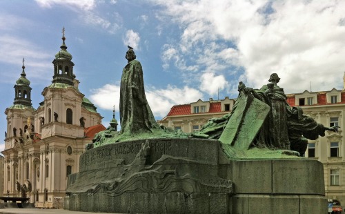 Monument to Jan Hus