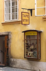 De-hyphenation of Prague
